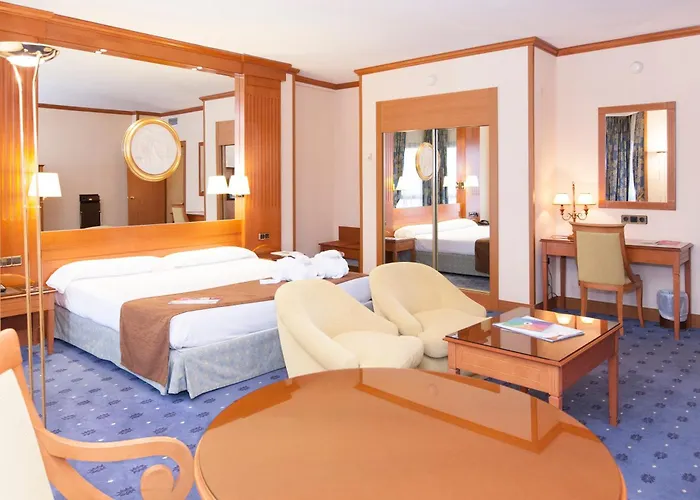 Hotel los Bracos by Silken