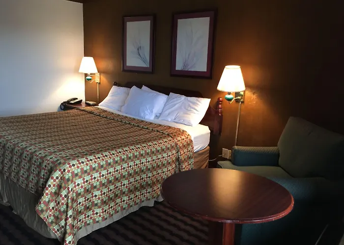 Econo Lodge Athens I-65