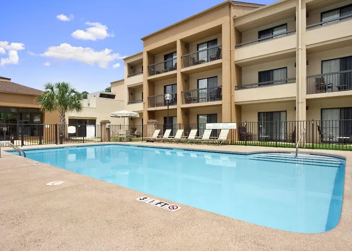 Baymont By Wyndham Columbia Northwest