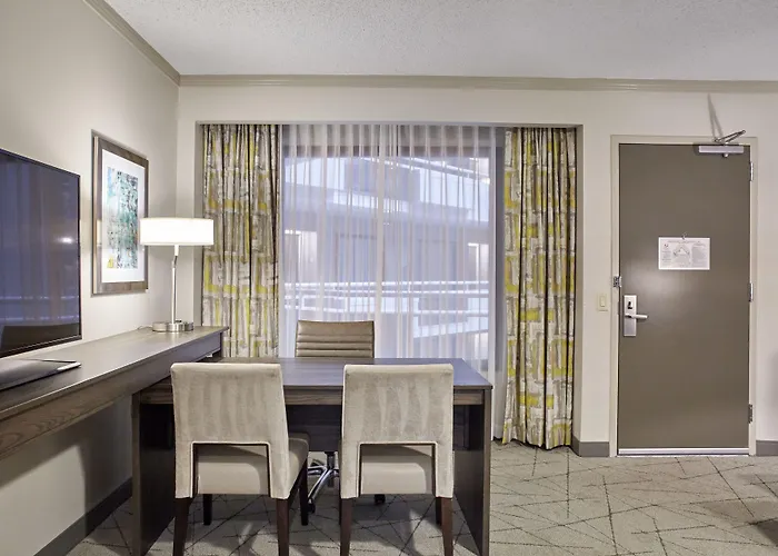 Embassy Suites By Hilton Atlanta Galleria Smyrna