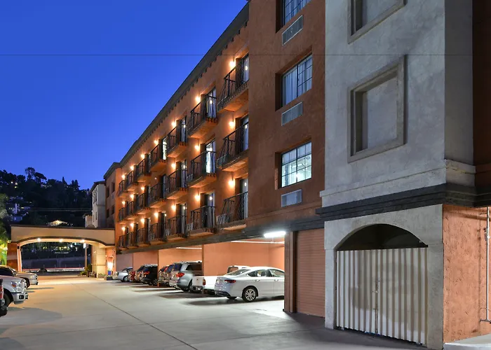La Mesa Hotels
