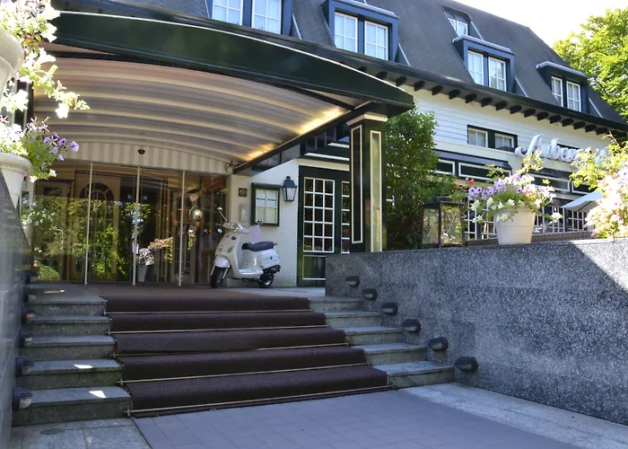 Fletcher Hotel Auberge De Kieviet Wassenaar