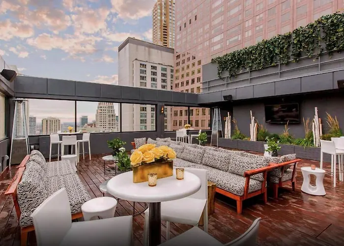 The Chicago Hotel Collection Magnificent Mile