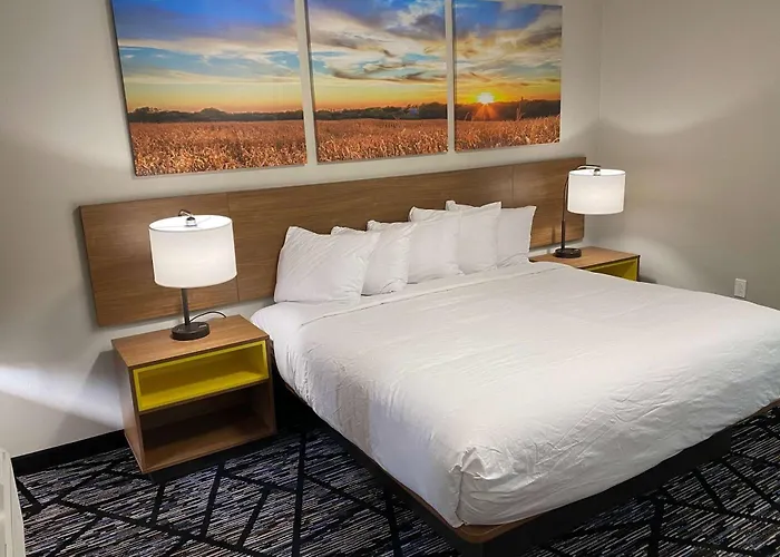 Days Inn By Wyndham Lake Charles