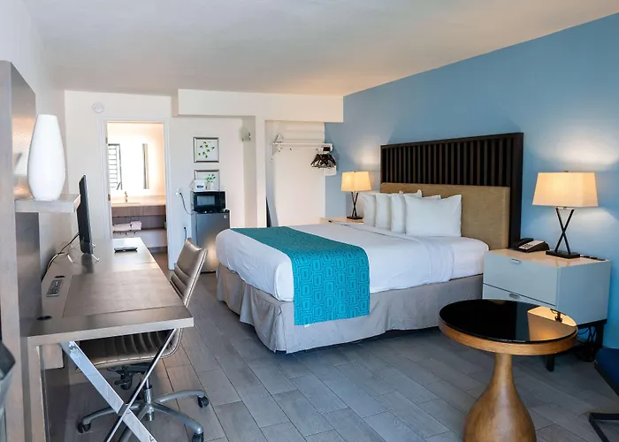 Howard Johnson By Wyndham Clearwater - Dunedin