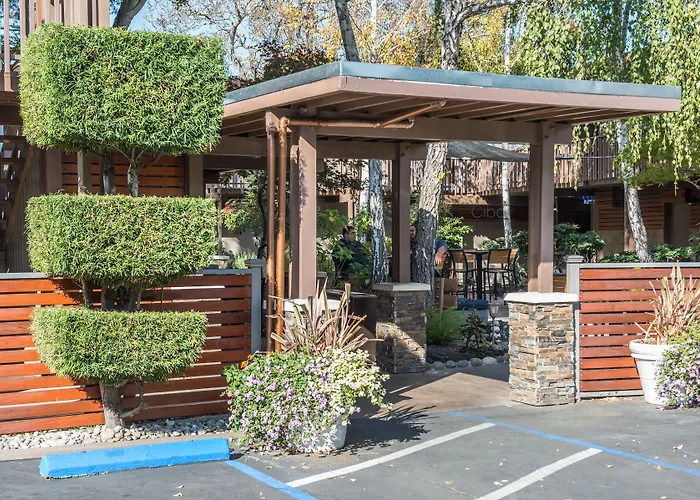 The Creekside Inn Palo Alto