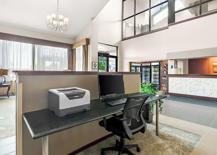Best Western West Towne Suites Madison