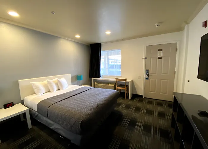 Bridgepoint Inn Daly City