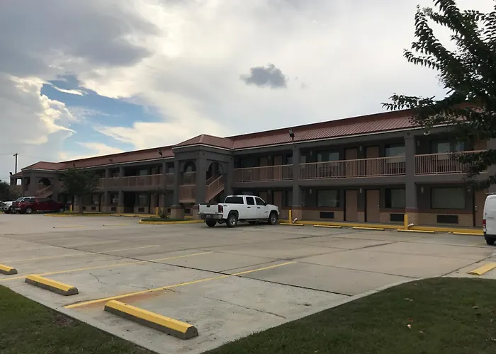 Super 8 By Wyndham Slidell Hotel