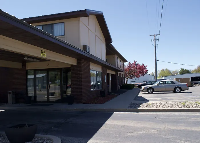West Lake Lodge Shawano