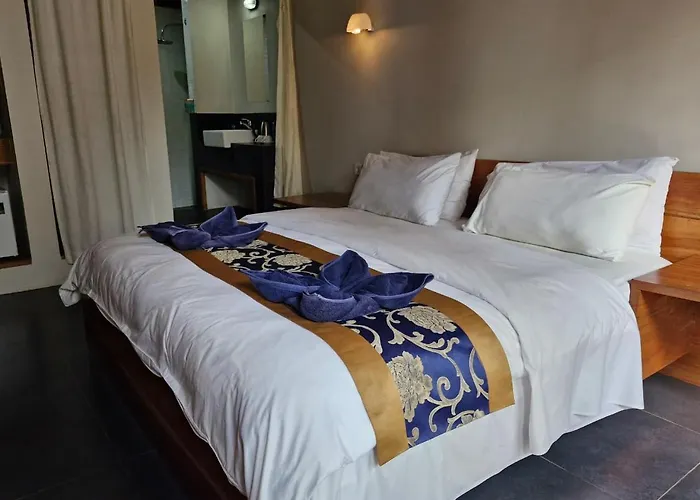 Blue Parrot Hotel Labuan Bajo