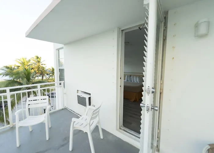 Ocean Surf Hotel