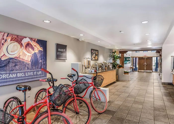 Goodyear Hotels