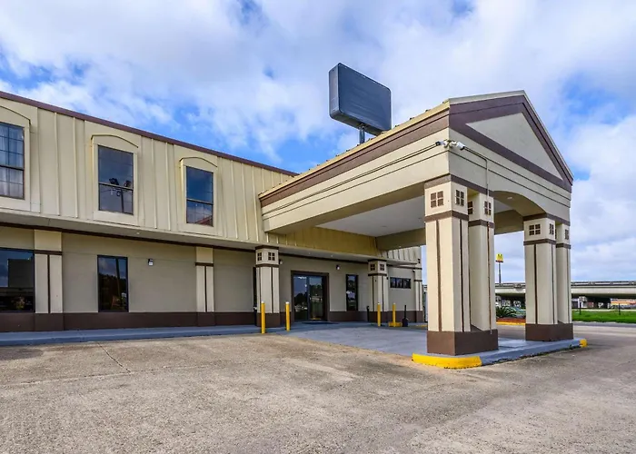 Quality Inn New Orleans I-10 East