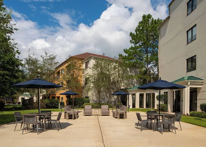 Courtyard By Marriott Covington / Mandeville