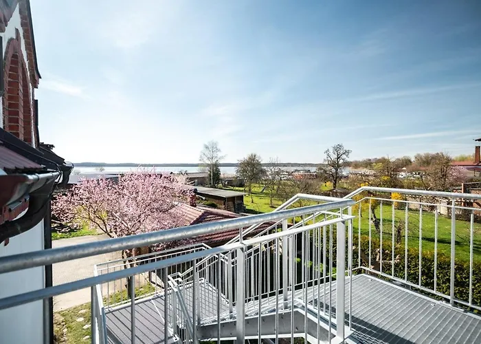 Hotel Villa am Stadthafen Neustrelitz