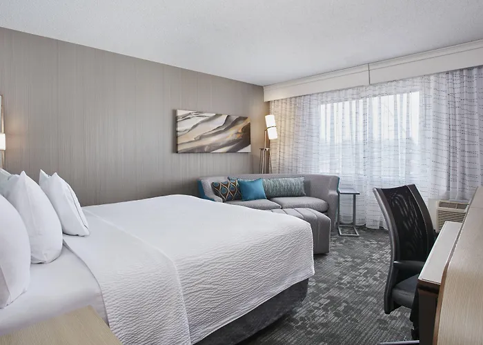 Courtyard By Marriott Detroit Pontiac/Auburn Hills Hotel
