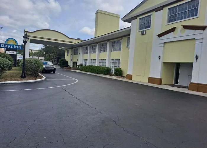 University Inn
