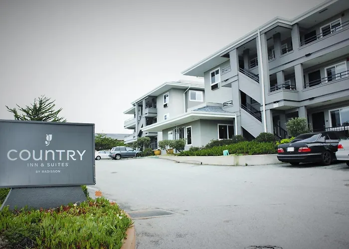 Country Inn & Suites By Radisson, Monterey Beachfront-Marina, Ca
