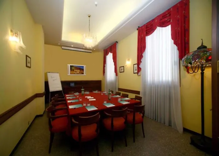 Hotel Astoria Bolonia