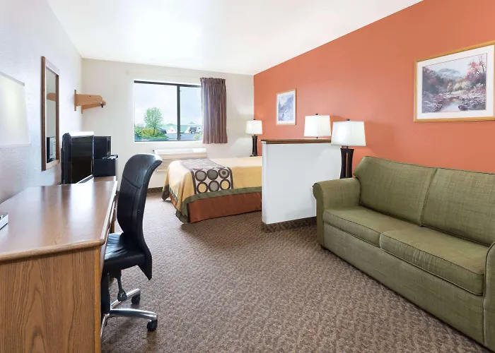 Super 8 By Wyndham Morgantown Hotel