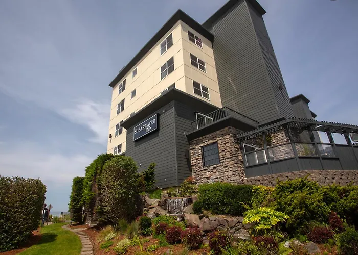 Shearwater Inn