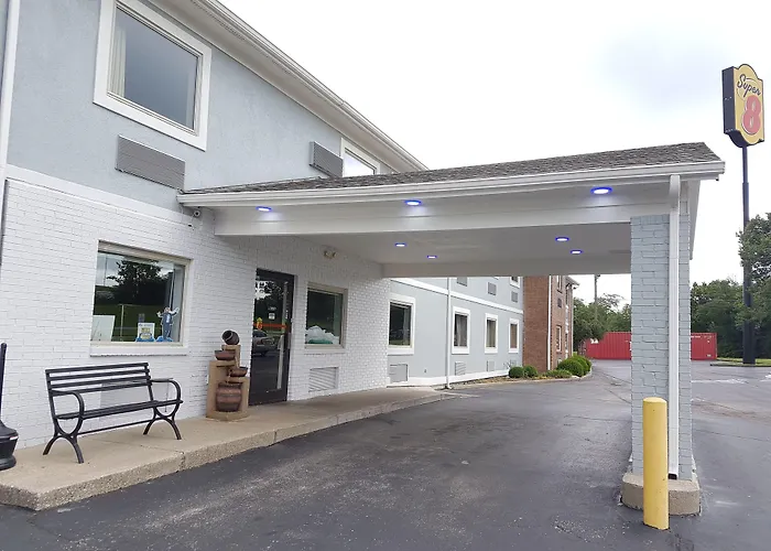 Super 8 By Wyndham Lexington Hamburg Area