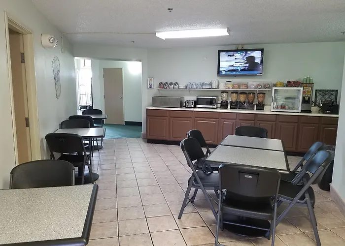 Simple Rewards Inn Guymon