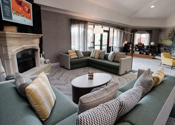 Courtyard By Marriott Hickory