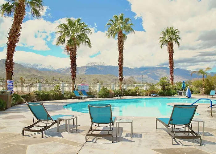 Cathedral City Hotels