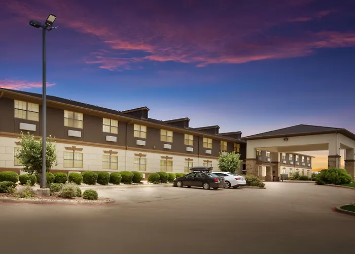 Best Western Temple Inn & Suites