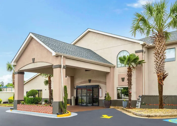 Ramada By Wyndham Locust Grove