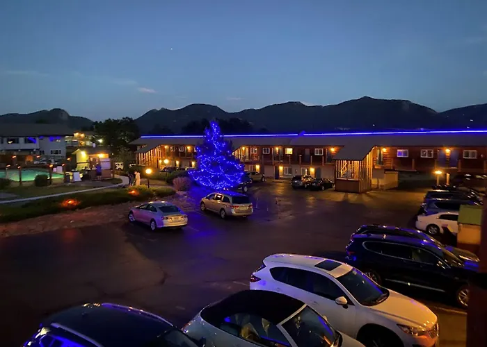 Blue Door Inn Estes Park
