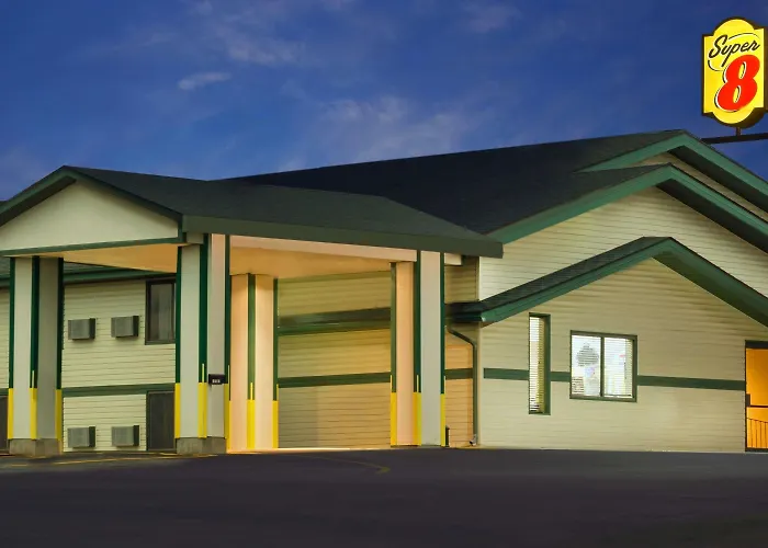 Super 8 By Wyndham Carroll Motel