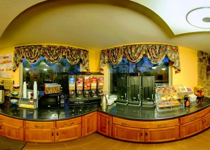 Dahlonega Mountain Inn