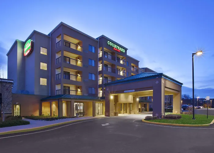 Courtyard By Marriott Somerset
