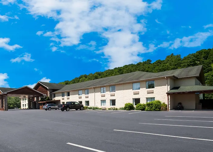 Surestay Plus Hotel By Best Western Berkeley Springs