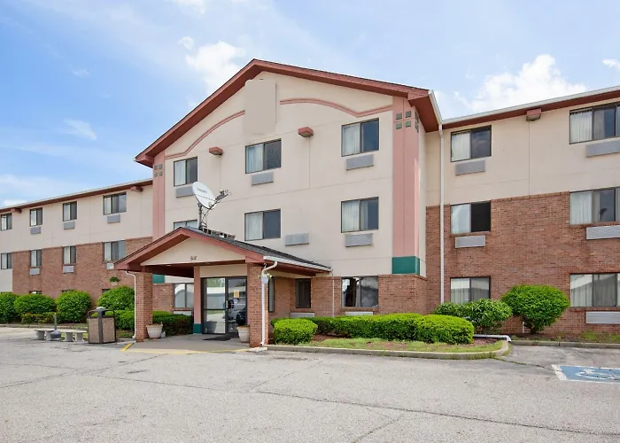 Oyo Hotel Portage I-94