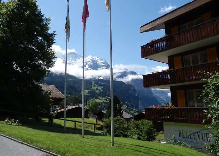 Hotel Bellevue - Traditional Swiss Hideaway Wengen