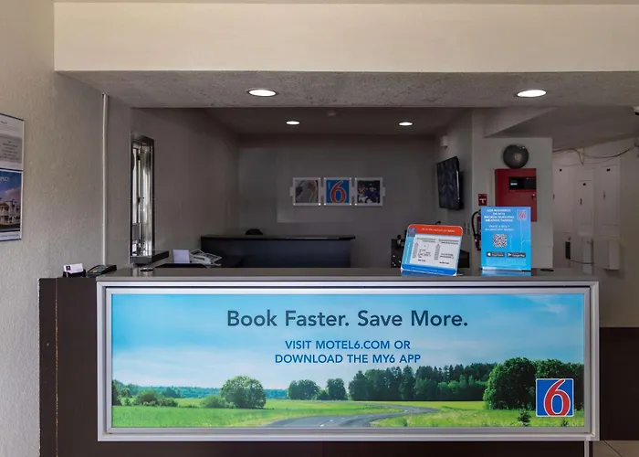 Motel 6-Lufkin, Tx