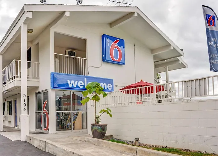 Motel 6-Portland, OR - Central