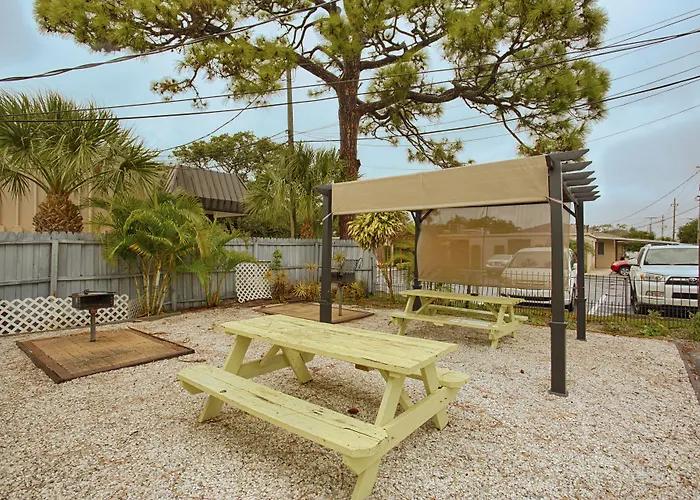 Island Breeze Inn - Venice