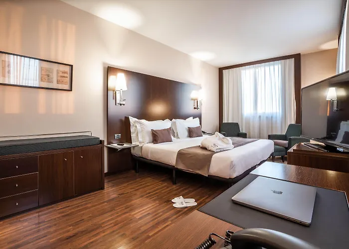 Max Hotel Livorno