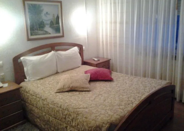 Residencial Pinto Hotel Guarda
