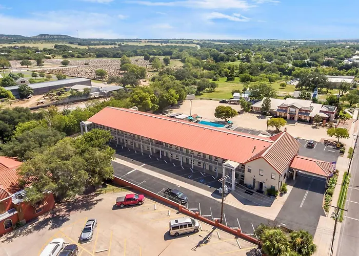 Super 8 By Wyndham Fredericksburg