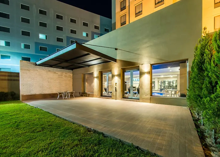 Courtyard By Marriott San Luis Potosi Hotel