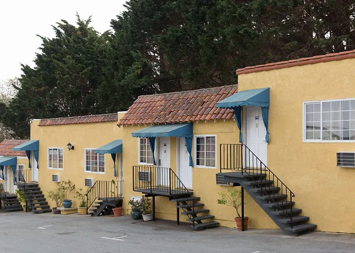 Alpine Inn & Suites