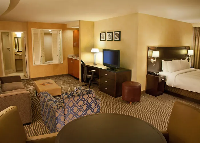 Courtyard By Marriott Seattle Bellevue/Downtown Hotel