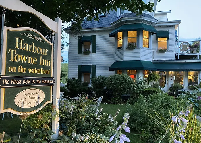 Harbour Towne Inn On The Waterfront Boothbay Harbor