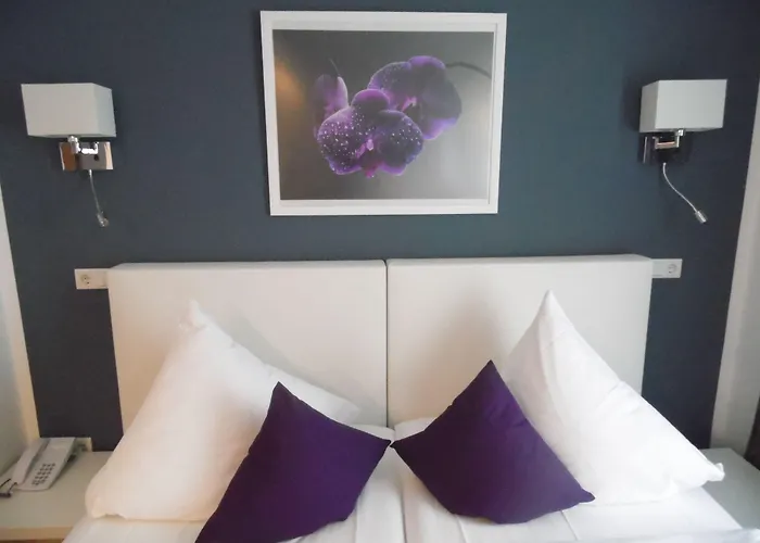 Rheinmetropole Hotel